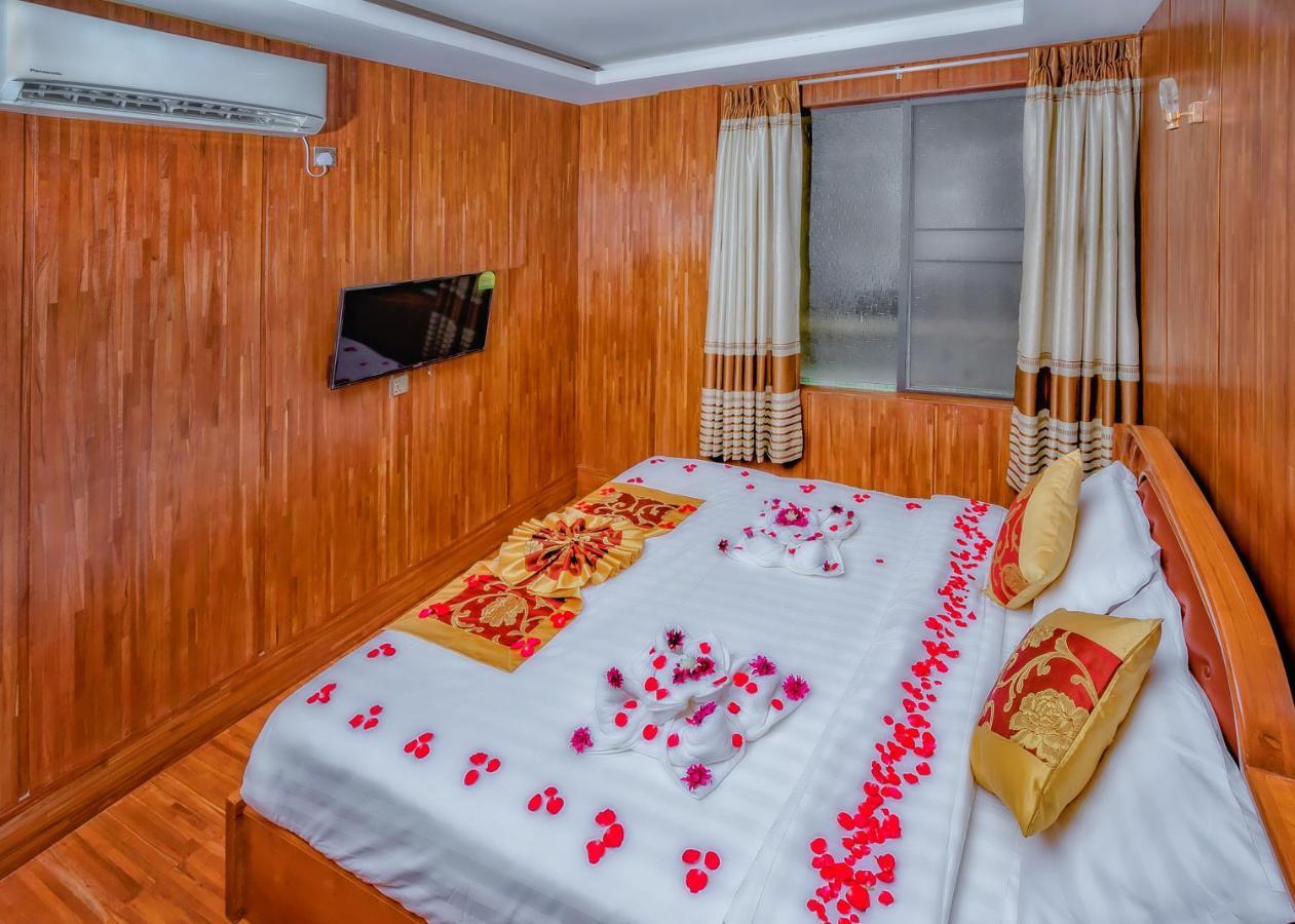 Hotel Friendship Mandalay Exterior foto